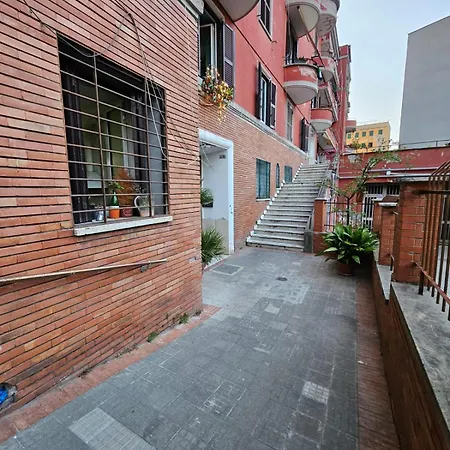 San Lorenzo Garden * Roma